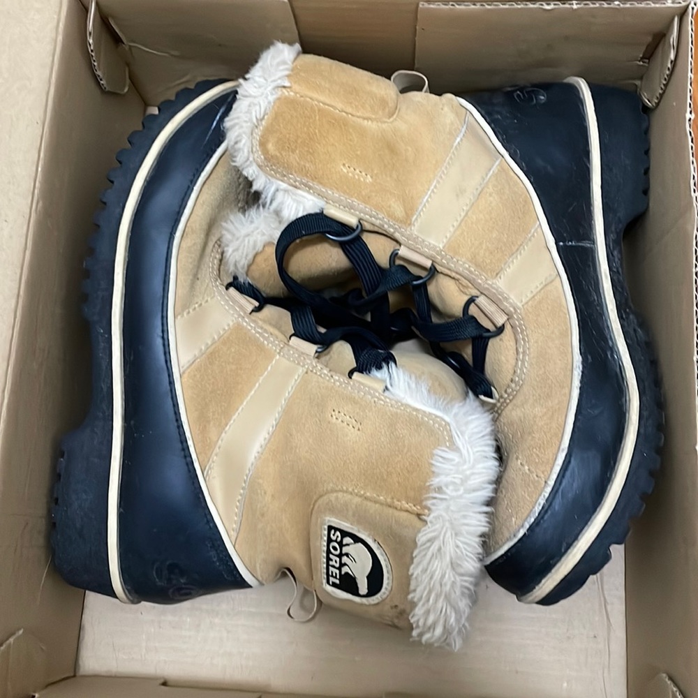 Sorel Tivoli winter boots